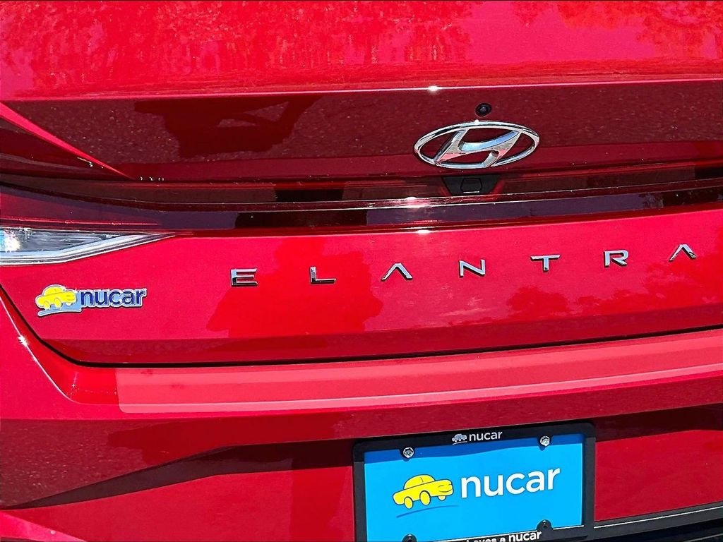 Used 2023 Red Hyundai SEL image 28