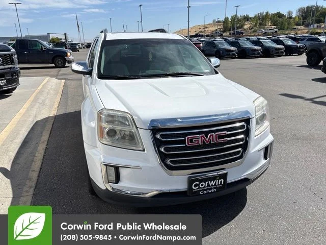 Used 2017 White GMC SLT image 1