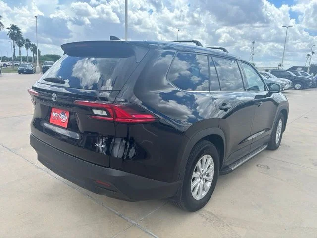Used 2026 Black Toyota XLE image 6