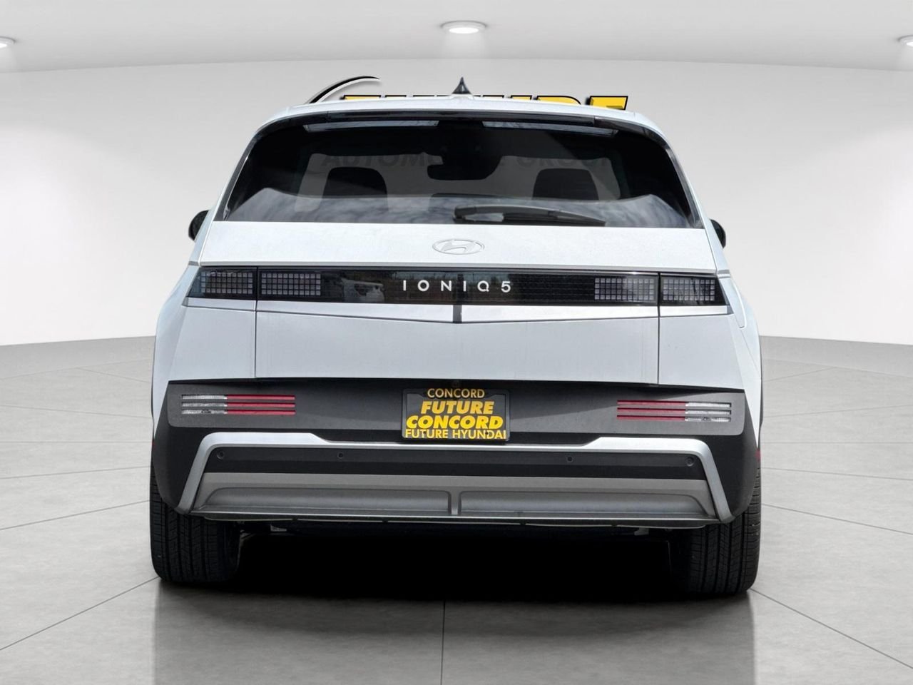 New 2026 White Hyundai SEL image 4