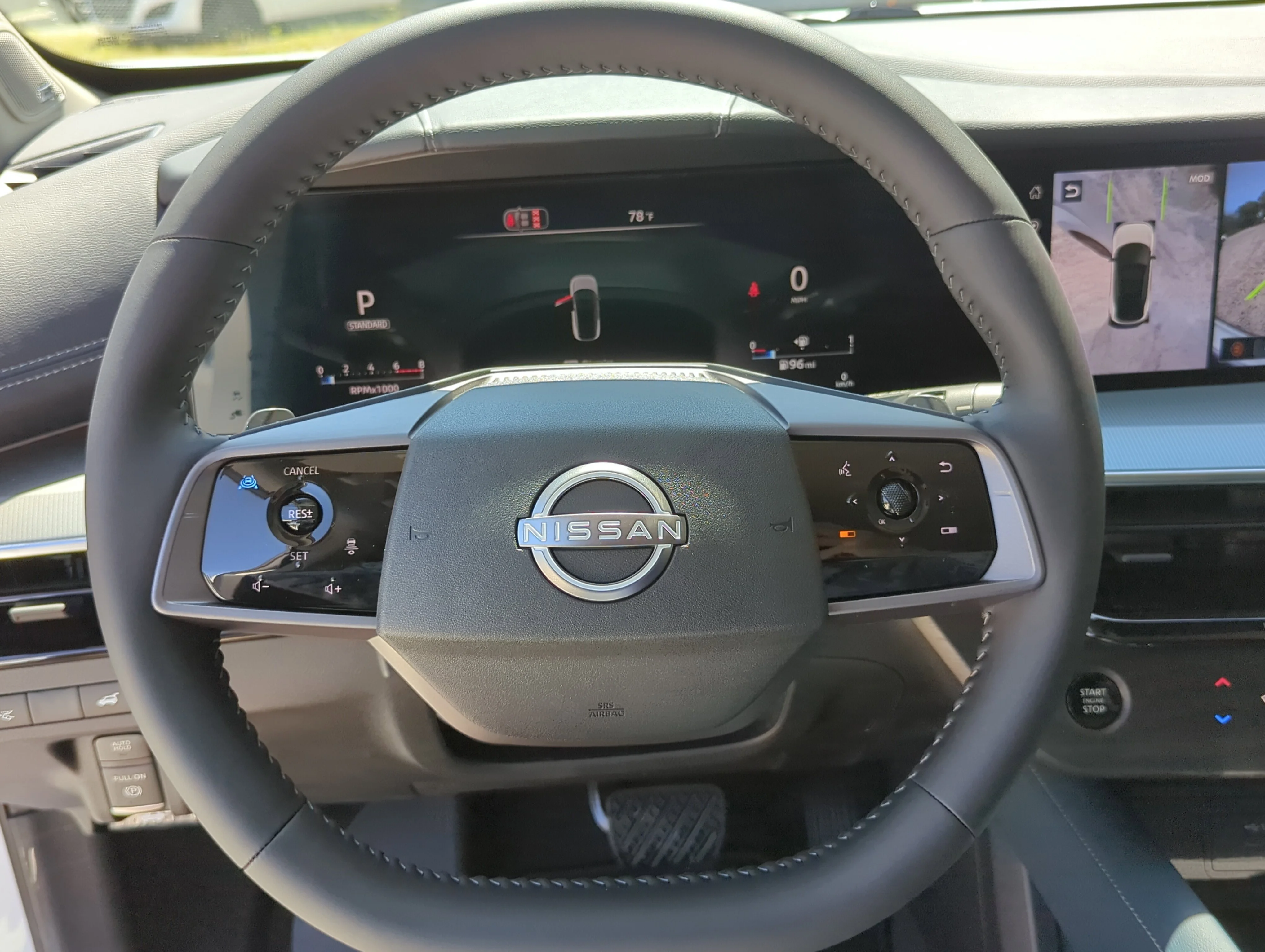 New 2026 Everest White Pearl TriCoat Nissan Platinum image 30