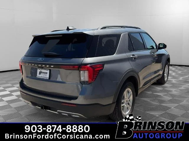 New 2026 Carbonized Gray Metallic Ford Active image 25