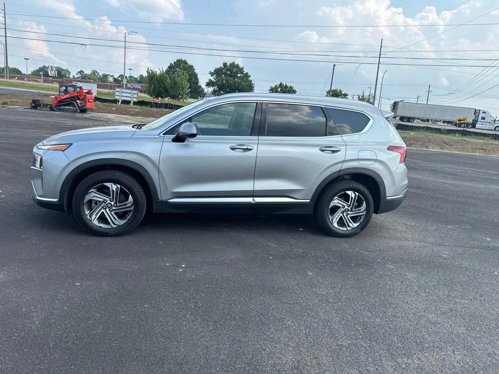 Certified Used 2021 Silver Hyundai SEL image 9