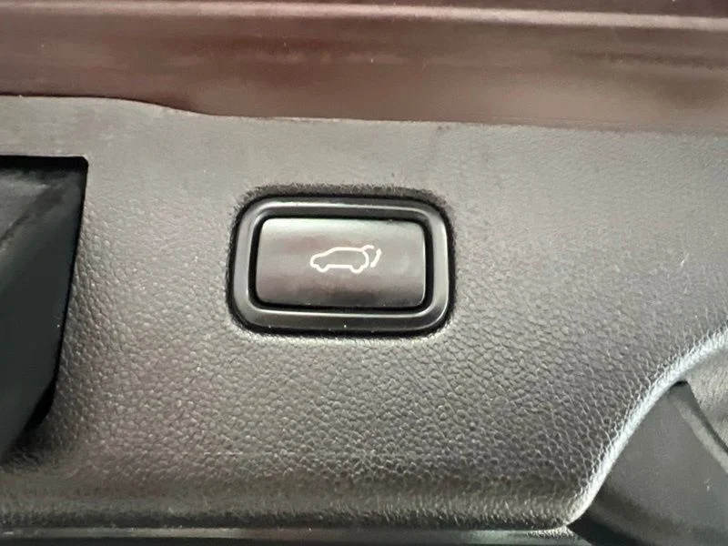 Used 2018 Purple Kia EX image 9