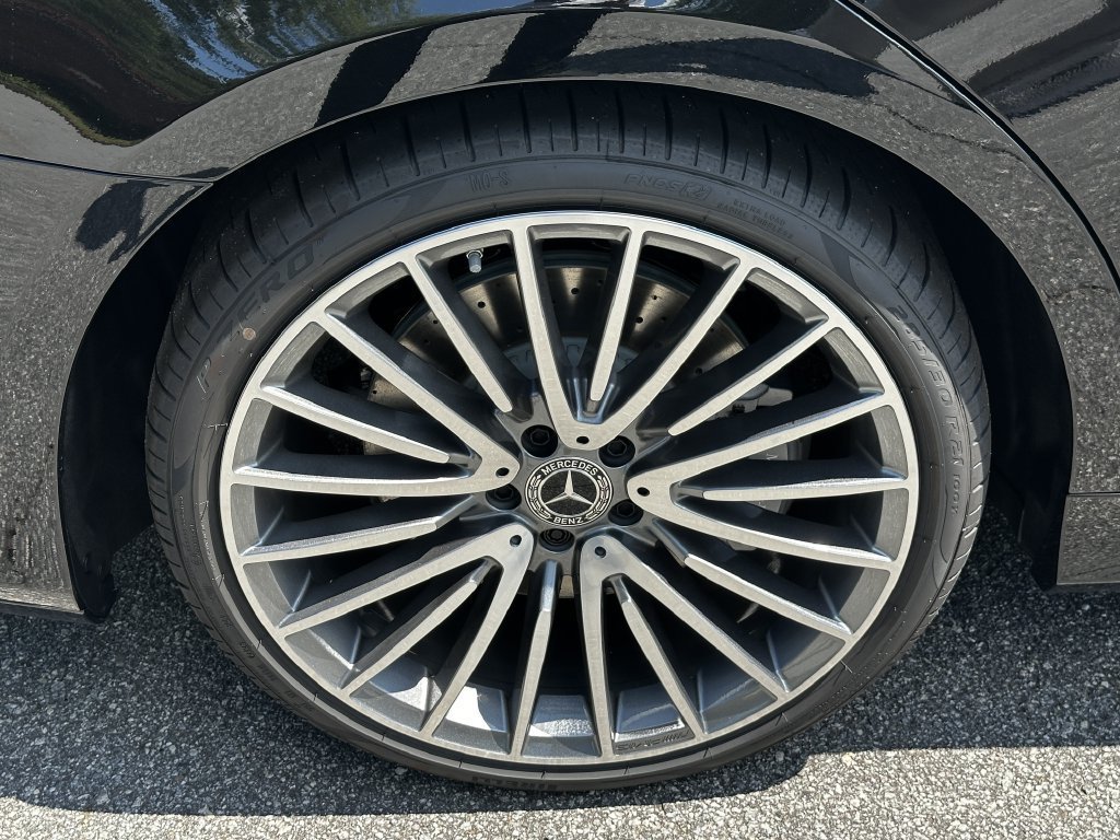 New 2027 Black Mercedes-Benz S 580 image 57