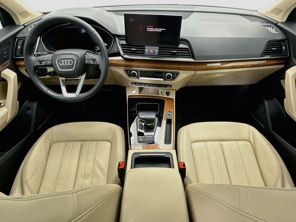Used 2022 Glacier White Audi 45 S line Premium image 13