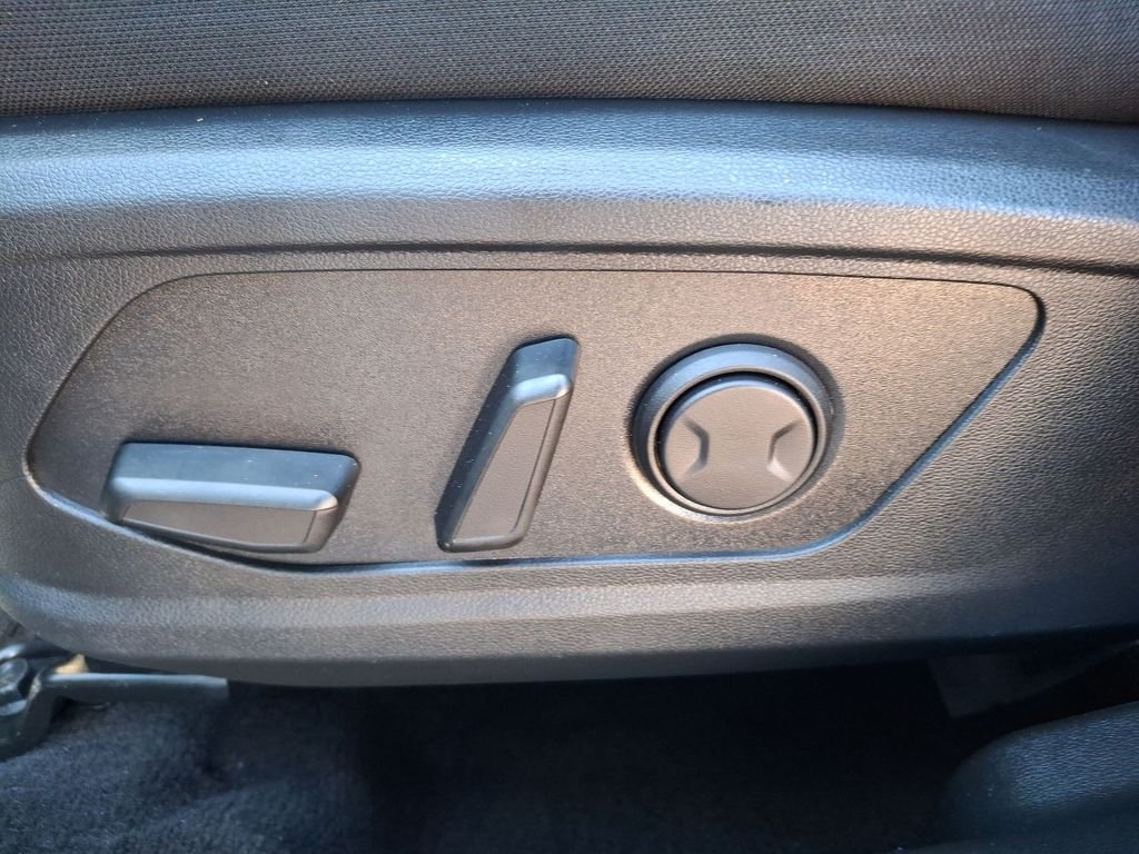 Used 2023 Black Hyundai SEL image 14