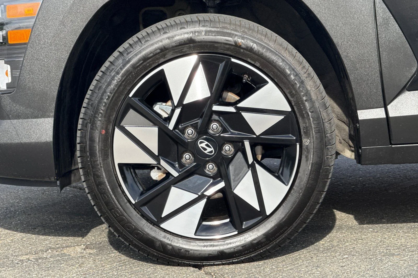 2024 Hyundai Kona SEL - Photo 13