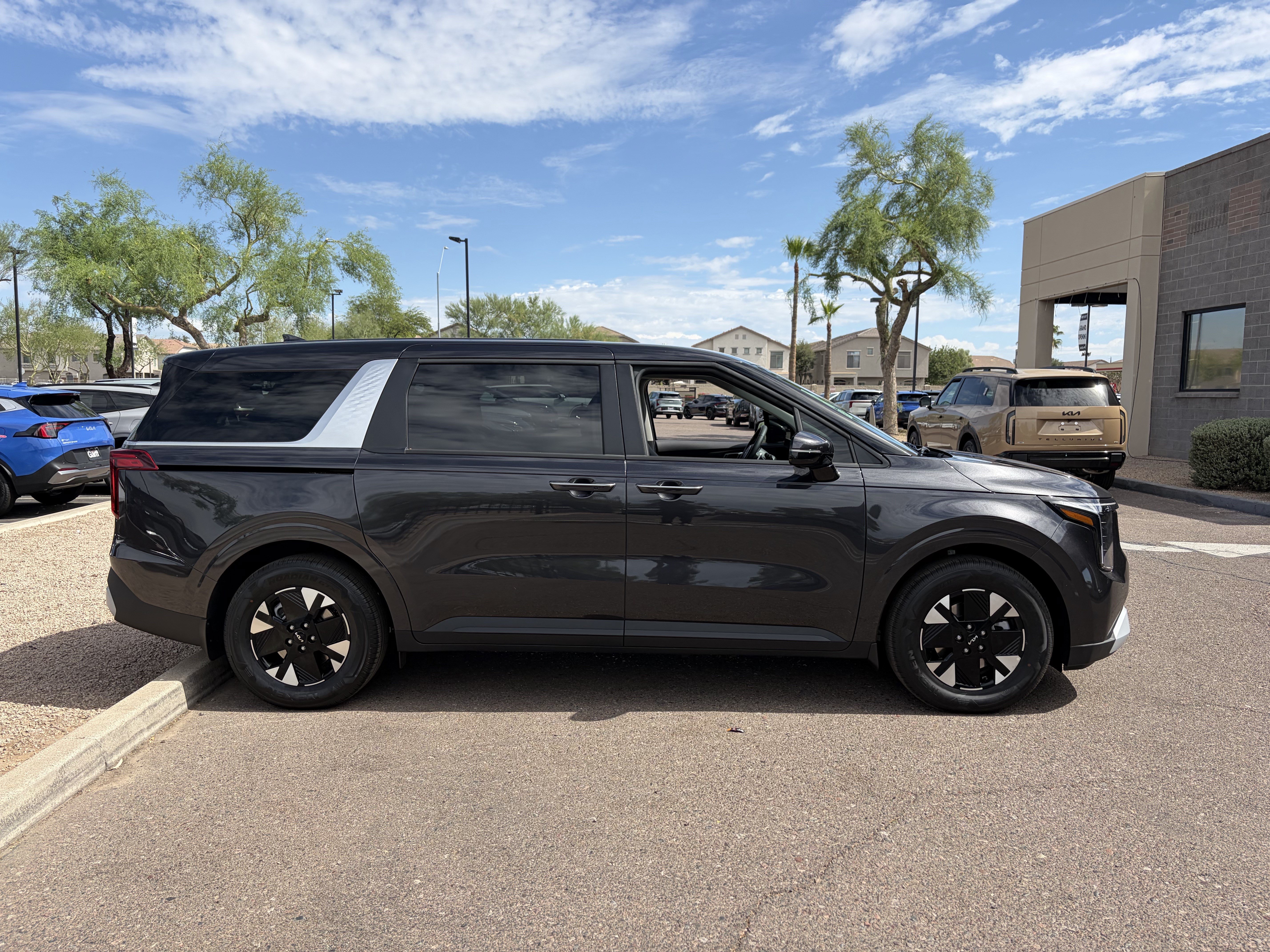 New 2026 Panthera Metal Kia LXS image 2