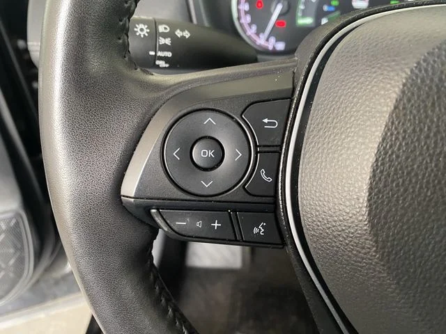 2025 Toyota RAV4 XLE - Photo 30