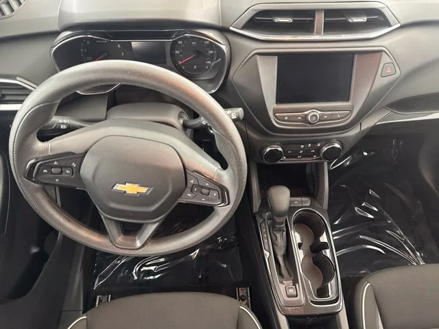 Used 2023 White Chevrolet LT image 22