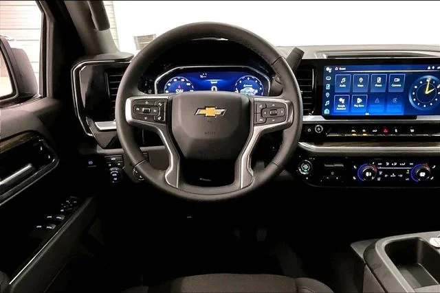 Used 2026 Black Chevrolet LT image 6