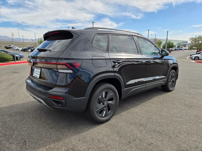 New 2026 Black Volkswagen 1.5T S image 4