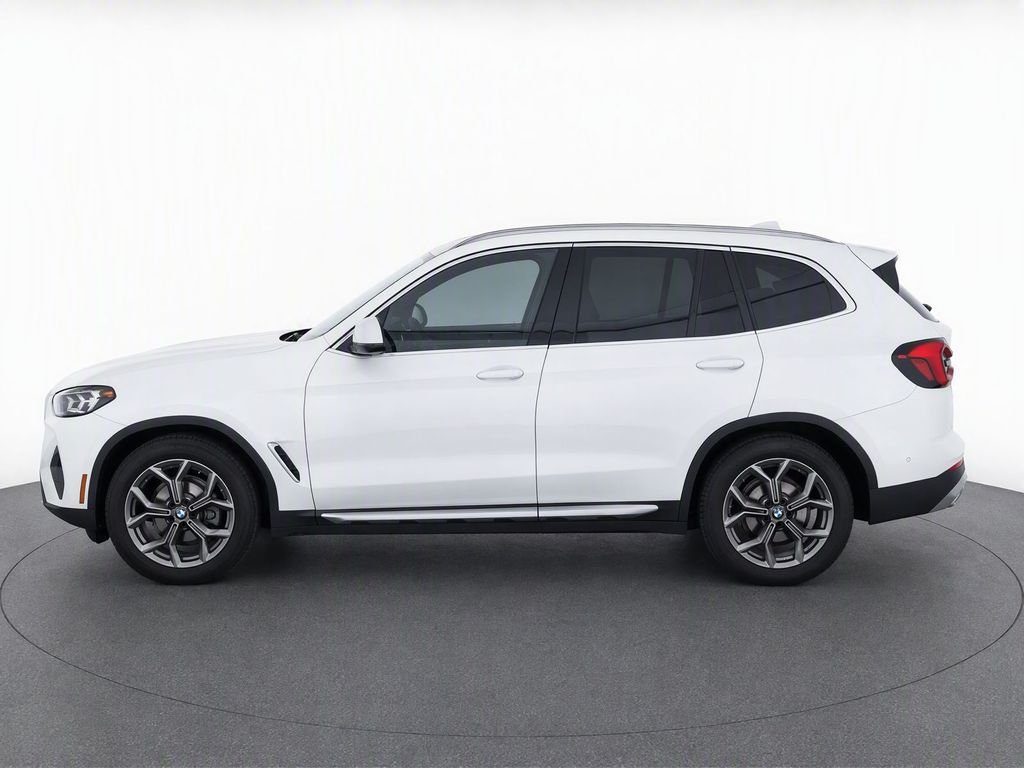 Used 2023 Alpine White BMW xDrive30i image 6