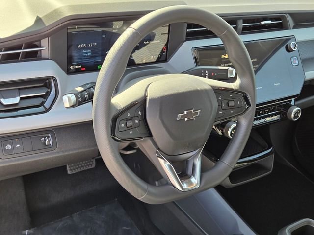 New 2027 Summit White Chevrolet LT image 10