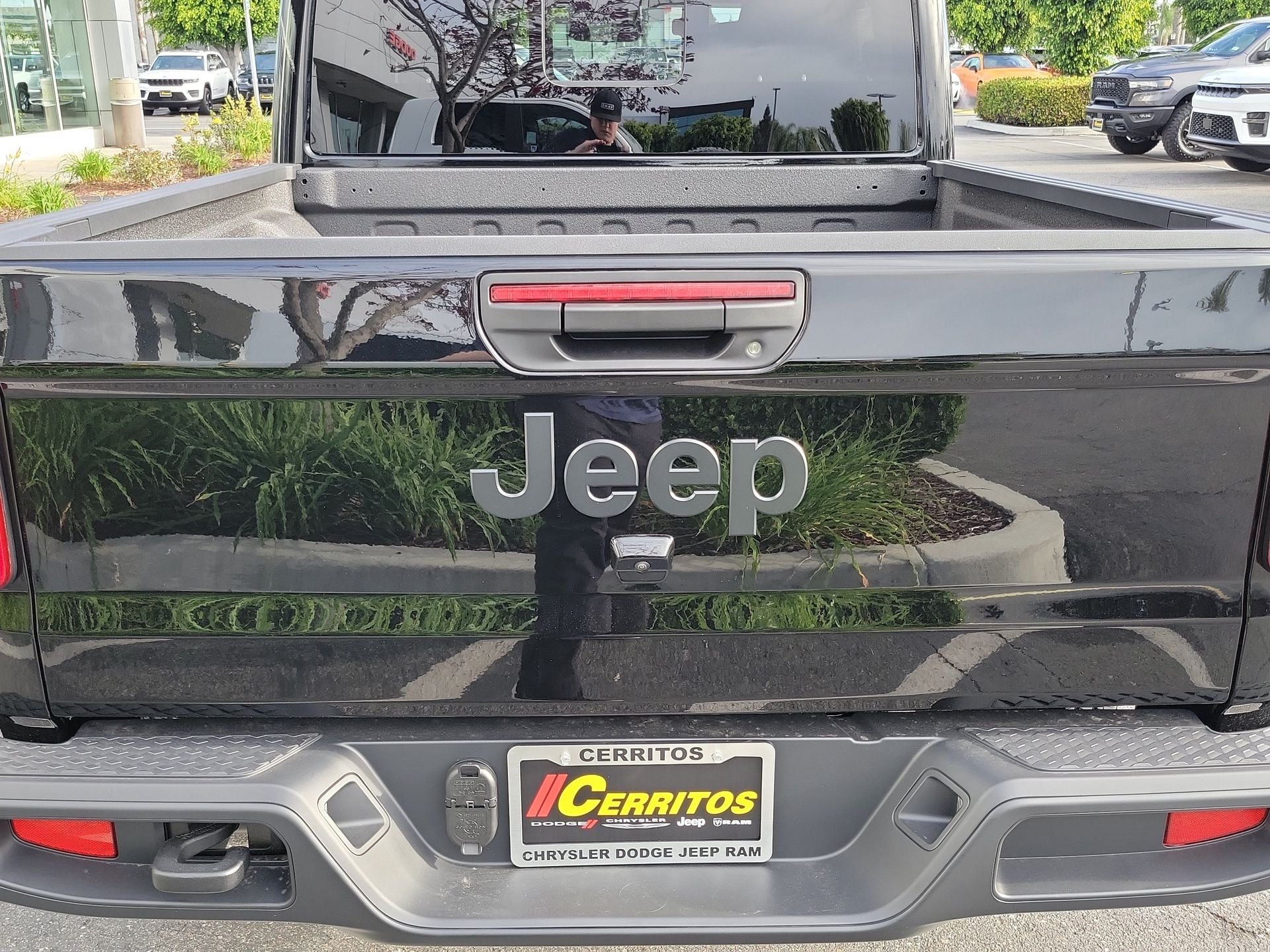New 2026 Black Clear-Coat Exterior Paint Jeep Sport S image 16