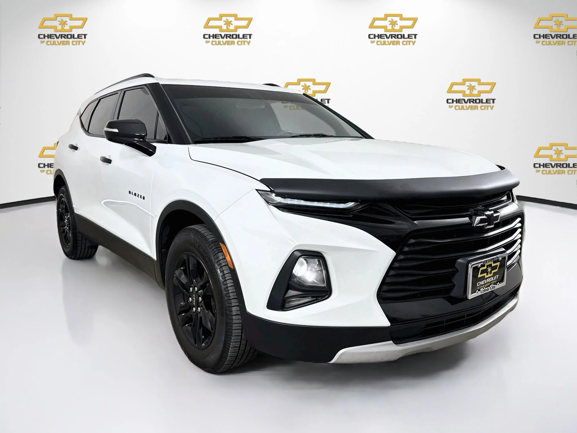 Used 2020 SUMMIT WHITE Chevrolet LT image 1