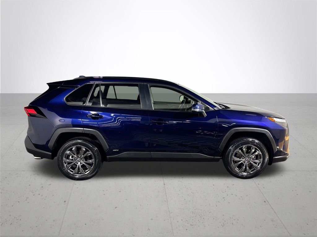 Used 2023 Blueprint Toyota XLE Premium image 5