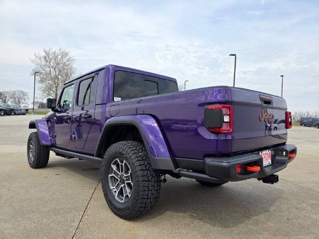 New 2026 Reign Exterior Paint Jeep Mojave X image 5