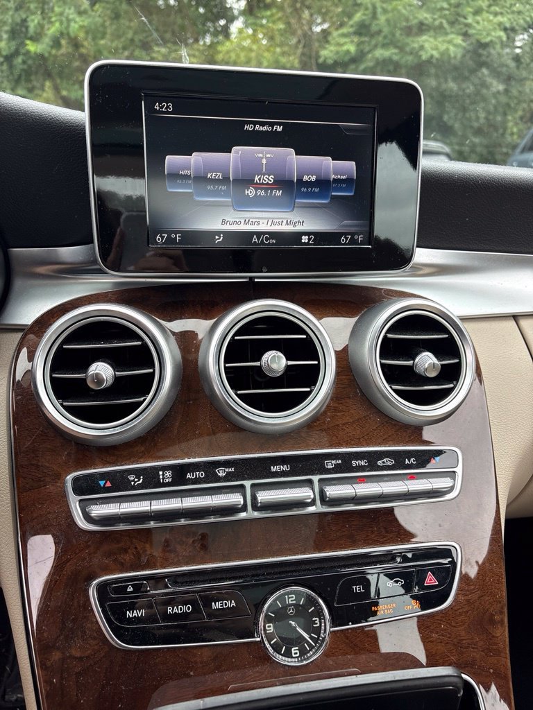 Used 2016 White Mercedes-Benz C 300 image 8