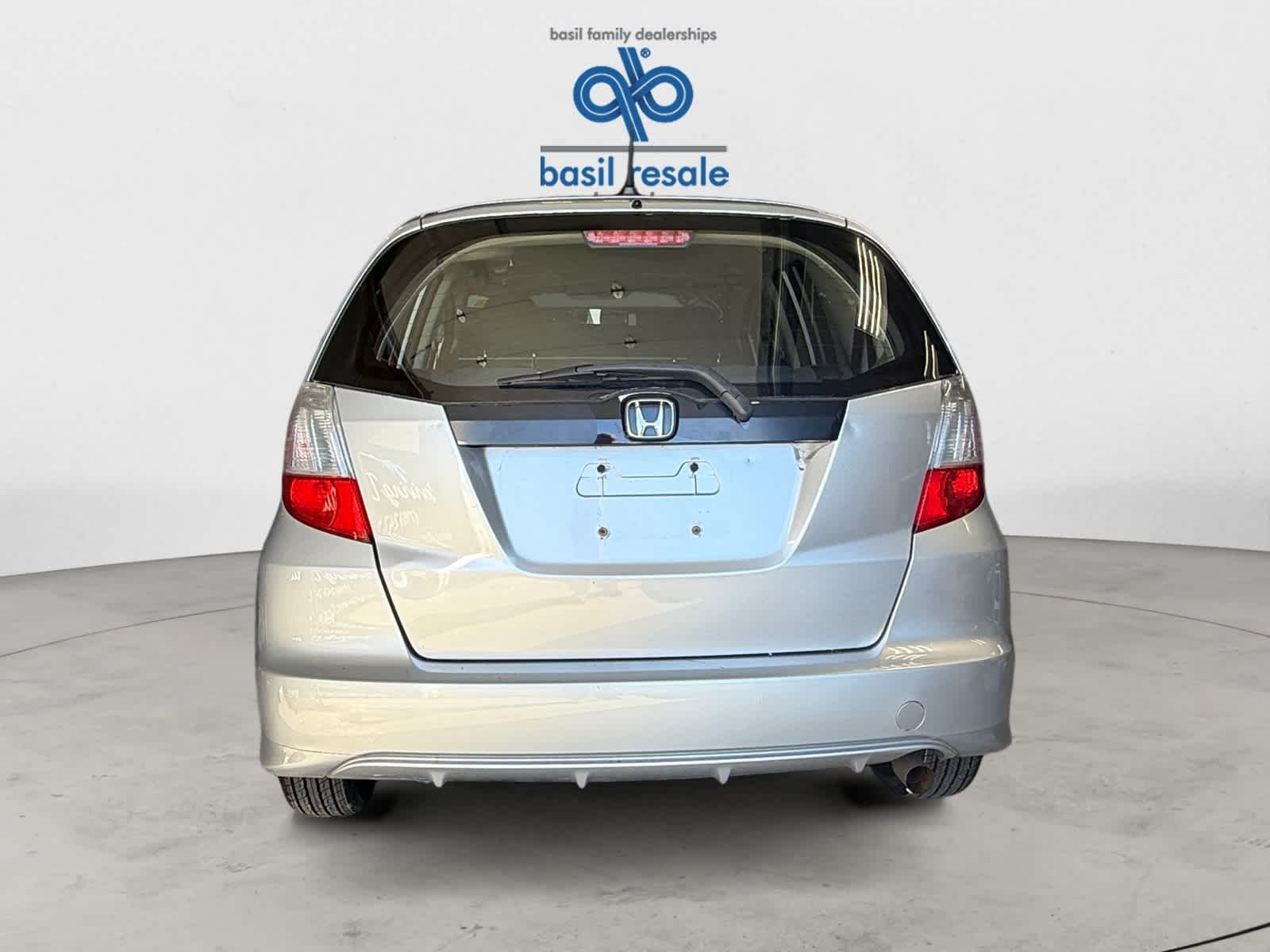 Used 2013 Taffeta White Honda  image 6