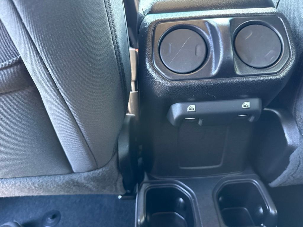 Used 2020 Billet Silver Metallic Jeep Unlimited Sport S image 13