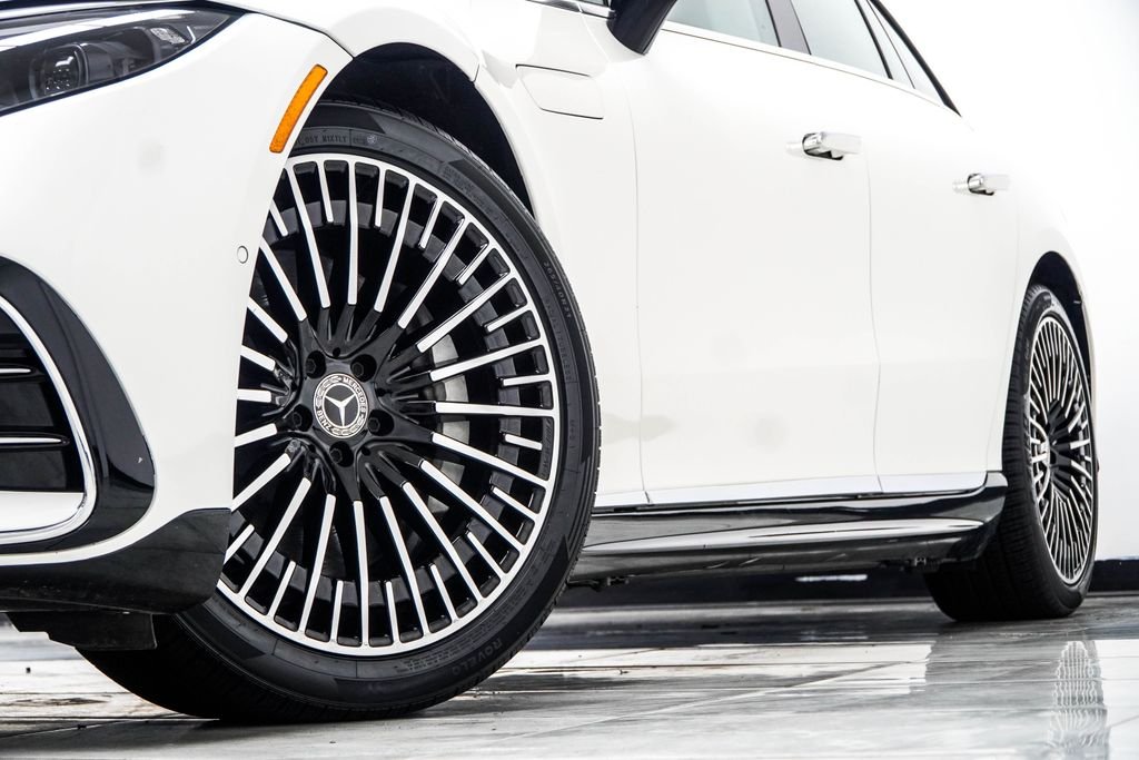 Used 2023 White Mercedes-Benz 580 image 3