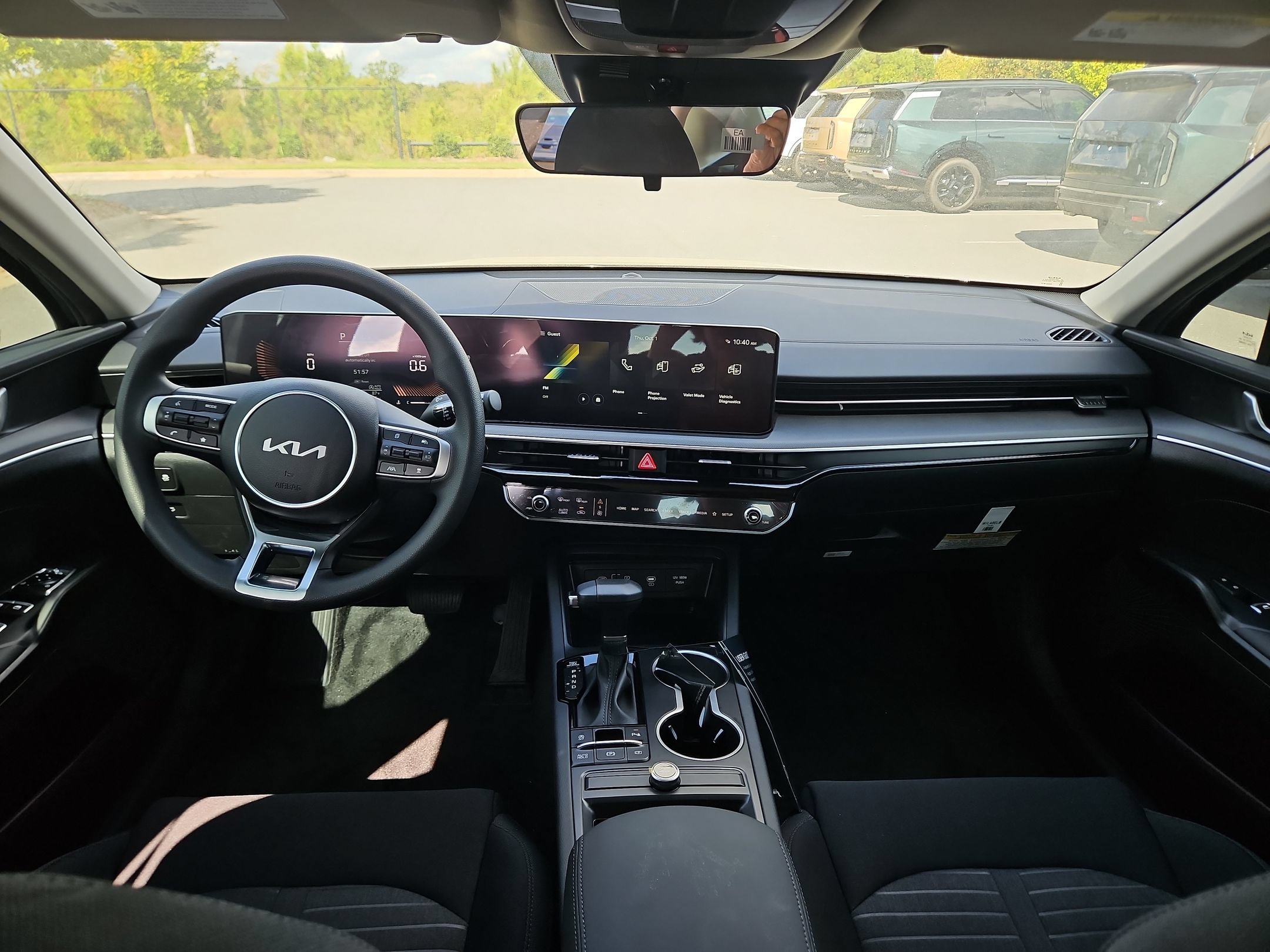 New 2026 Aurora Black Pearl Kia LXS image 9