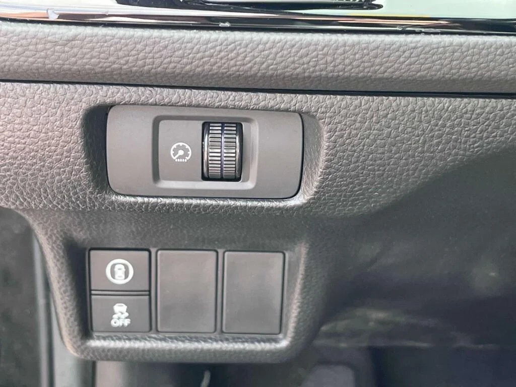 Used 2022 Crystal Black Pearl Honda Sport image 28