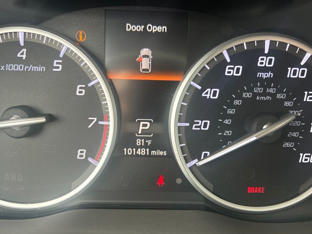 Used 2016  Acura Base image 10