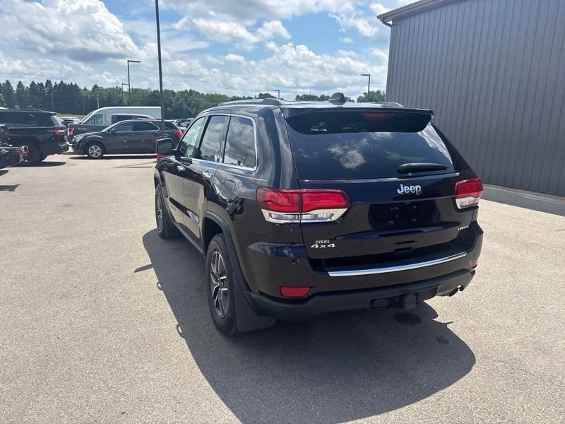Used 2020 Red Jeep Limited image 5