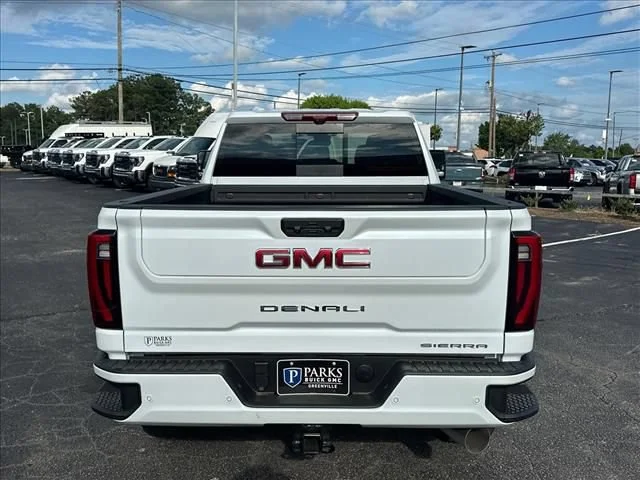 2026 GMC Sierra 2500HD Denali - Photo 10