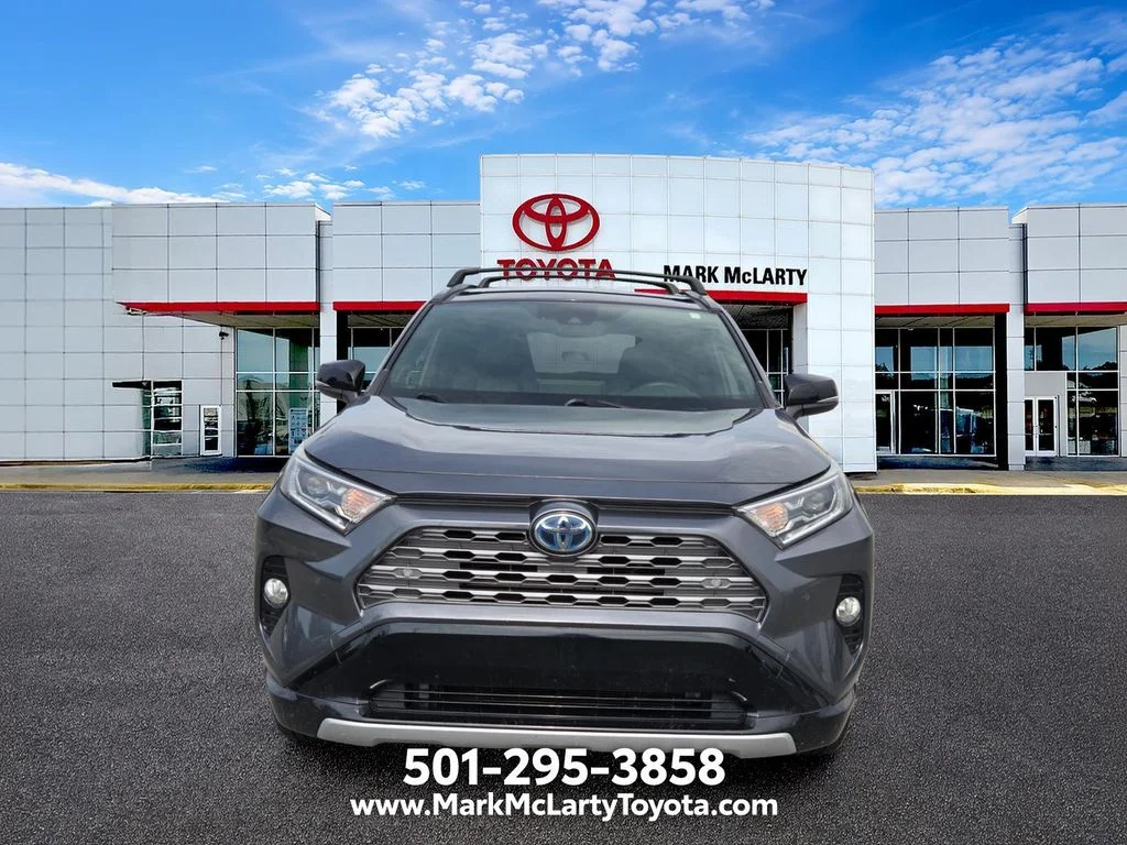 Used 2019 Gray Toyota XSE image 7