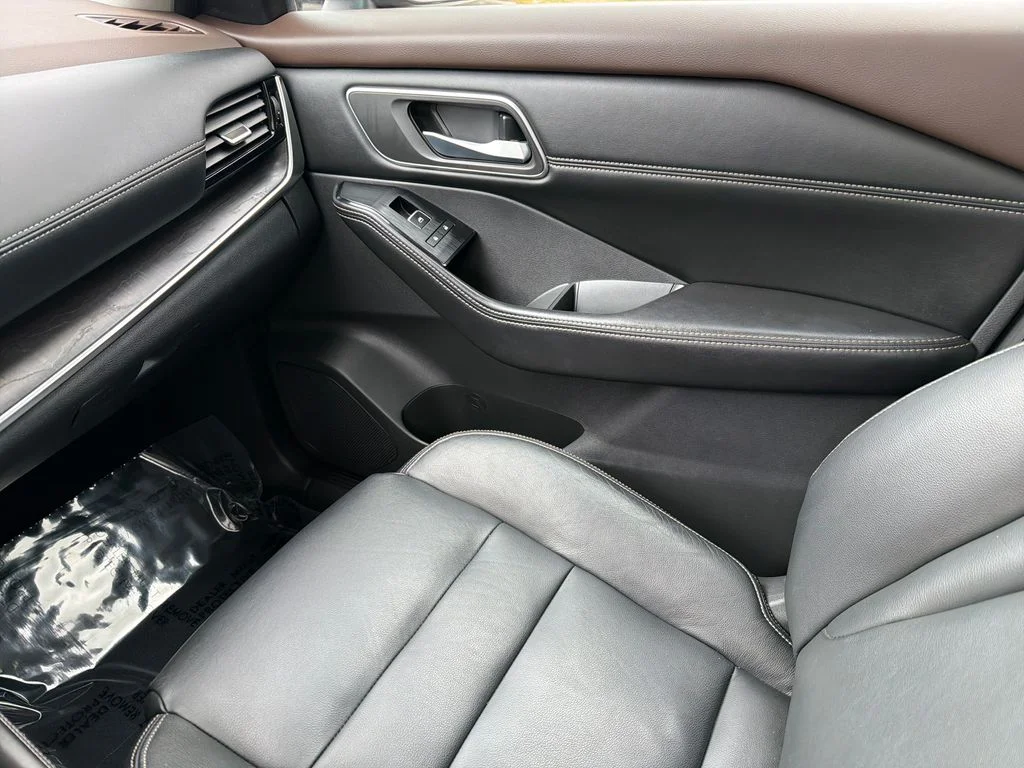 2021 Nissan Rogue SL - Photo 31