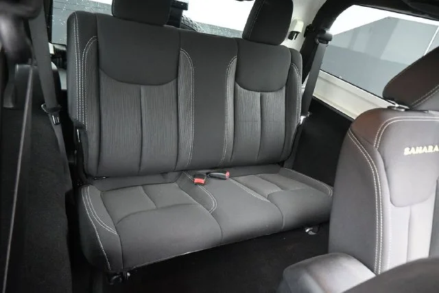 Used 2013 Silver Jeep Sahara image 15