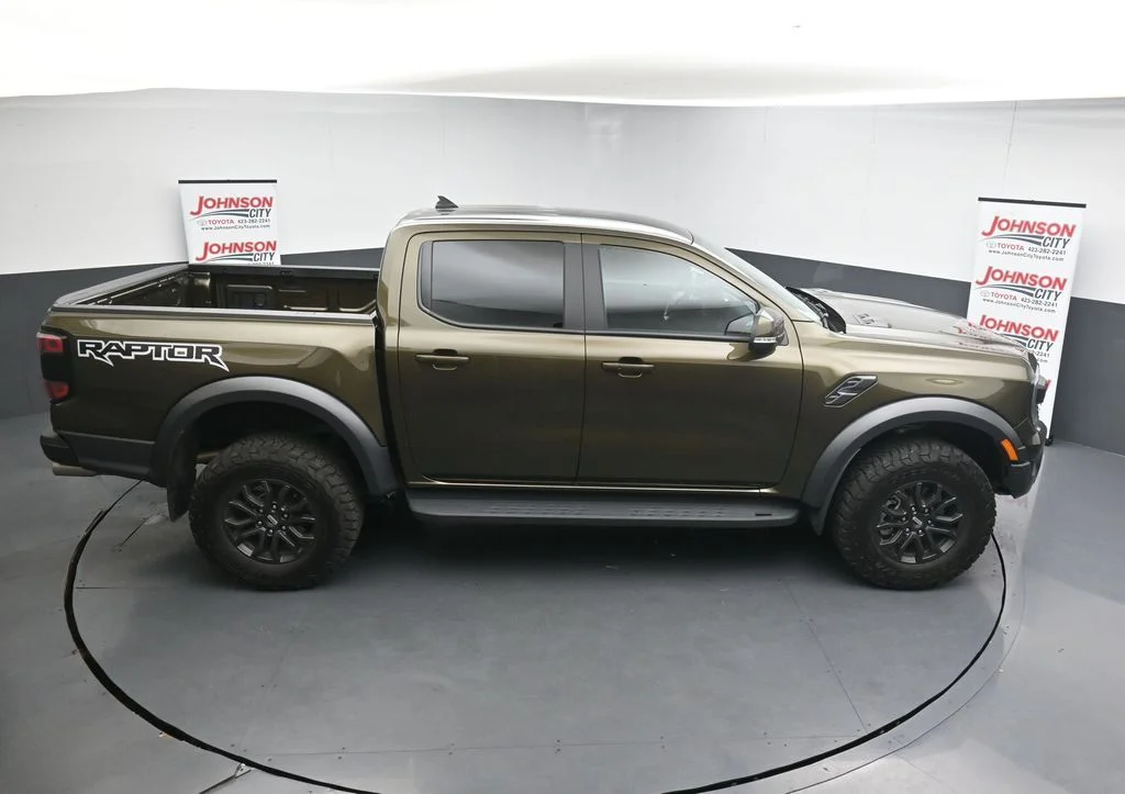Used 2025 Green Ford Raptor image 17