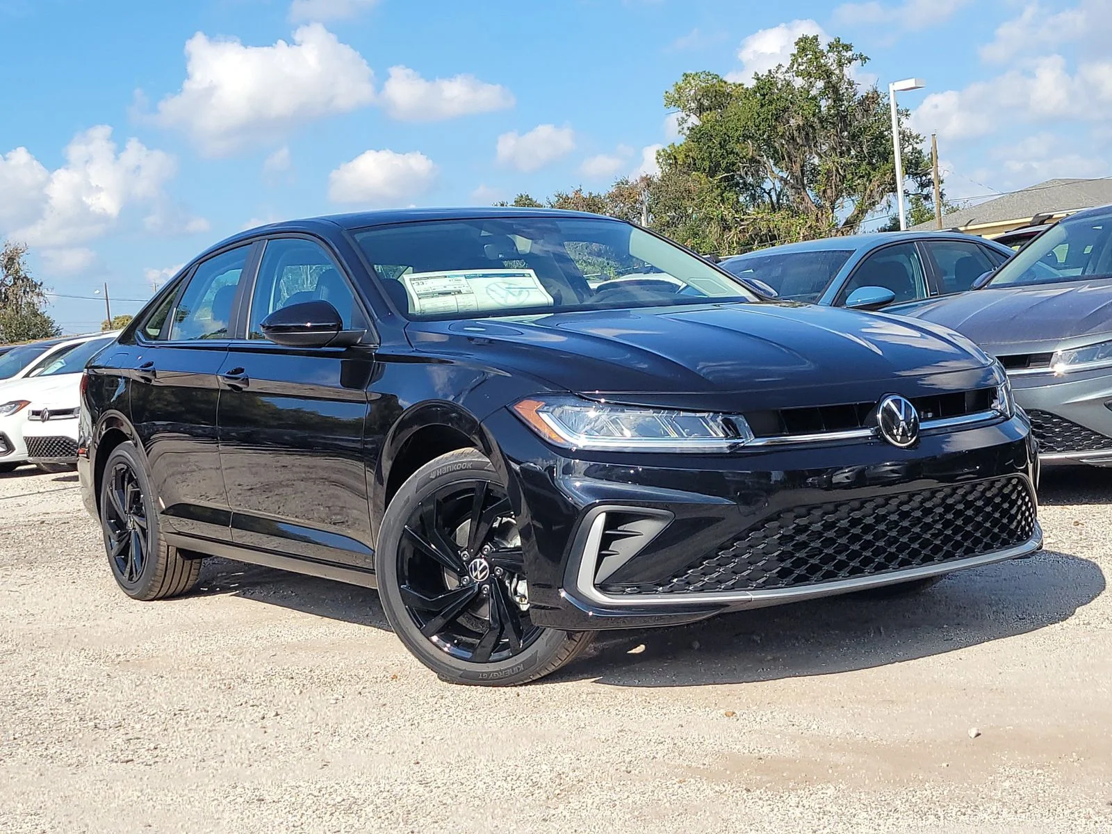 New 2026 Deep Black Pearl Volkswagen 1.5T SE image 33