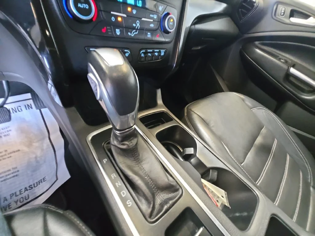 Used 2019 Silver Ford Titanium image 24