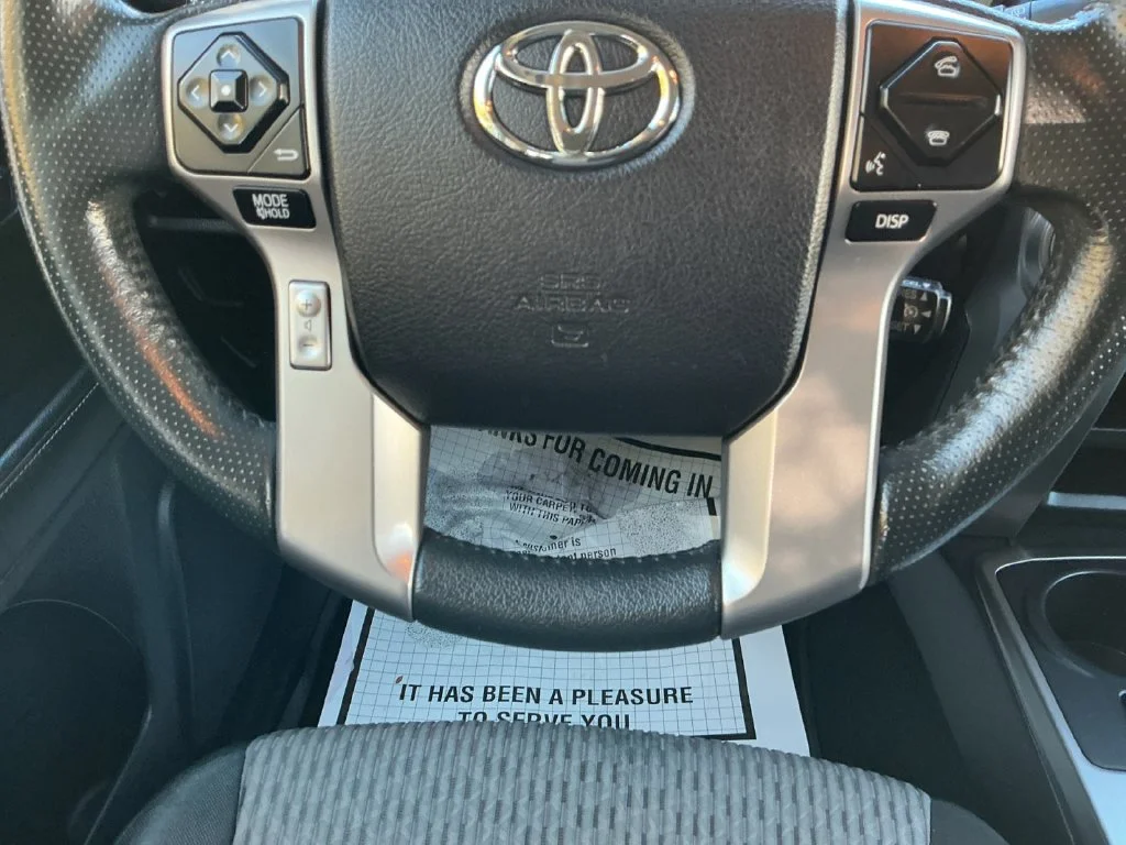Used 2015 Gray Toyota SR5 image 24