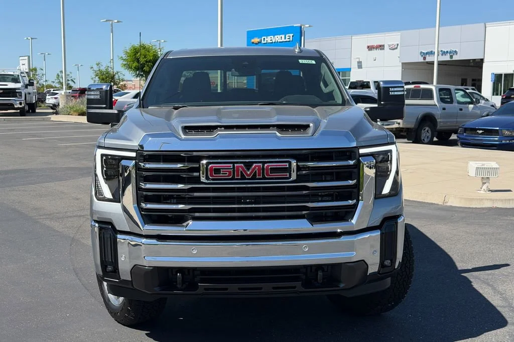 New 2026 Sterling Metallic GMC SLT image 3