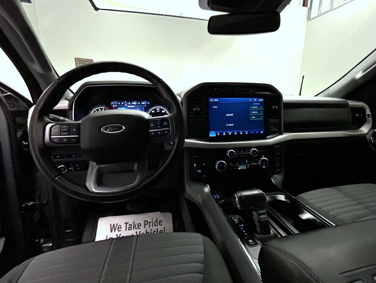 Used 2023 Blue Ford XLT image 12