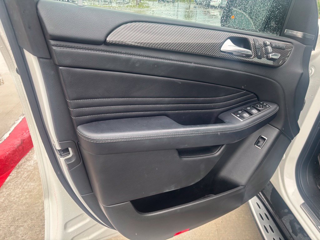 Used 2019 White Mercedes-Benz GLE 43 AMG® image 9