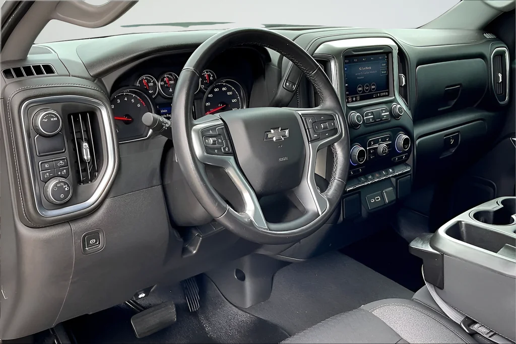 Used 2022 Silver Chevrolet RST image 14