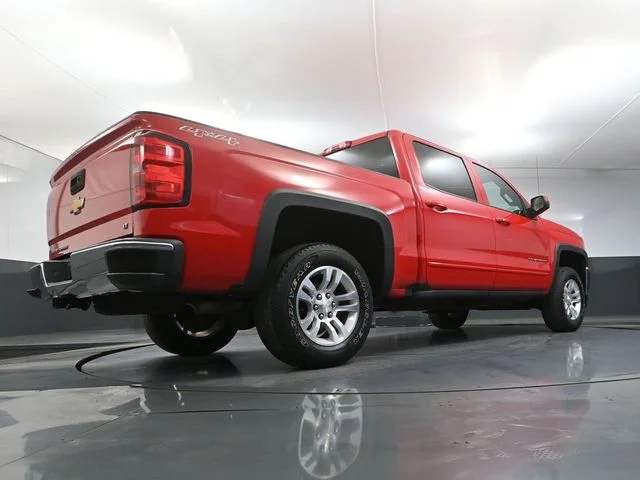 Used 2016 Red Chevrolet LT image 41