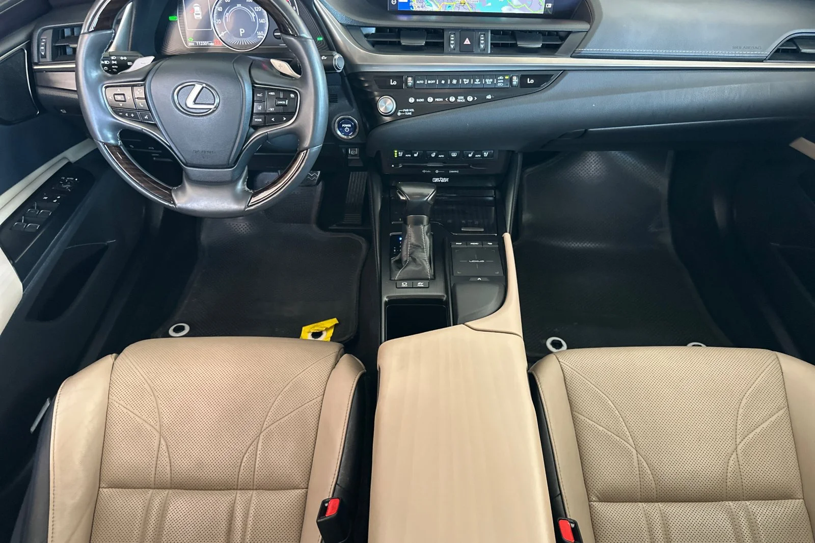 Used 2021 White Pearl Lexus 300h Luxury image 10