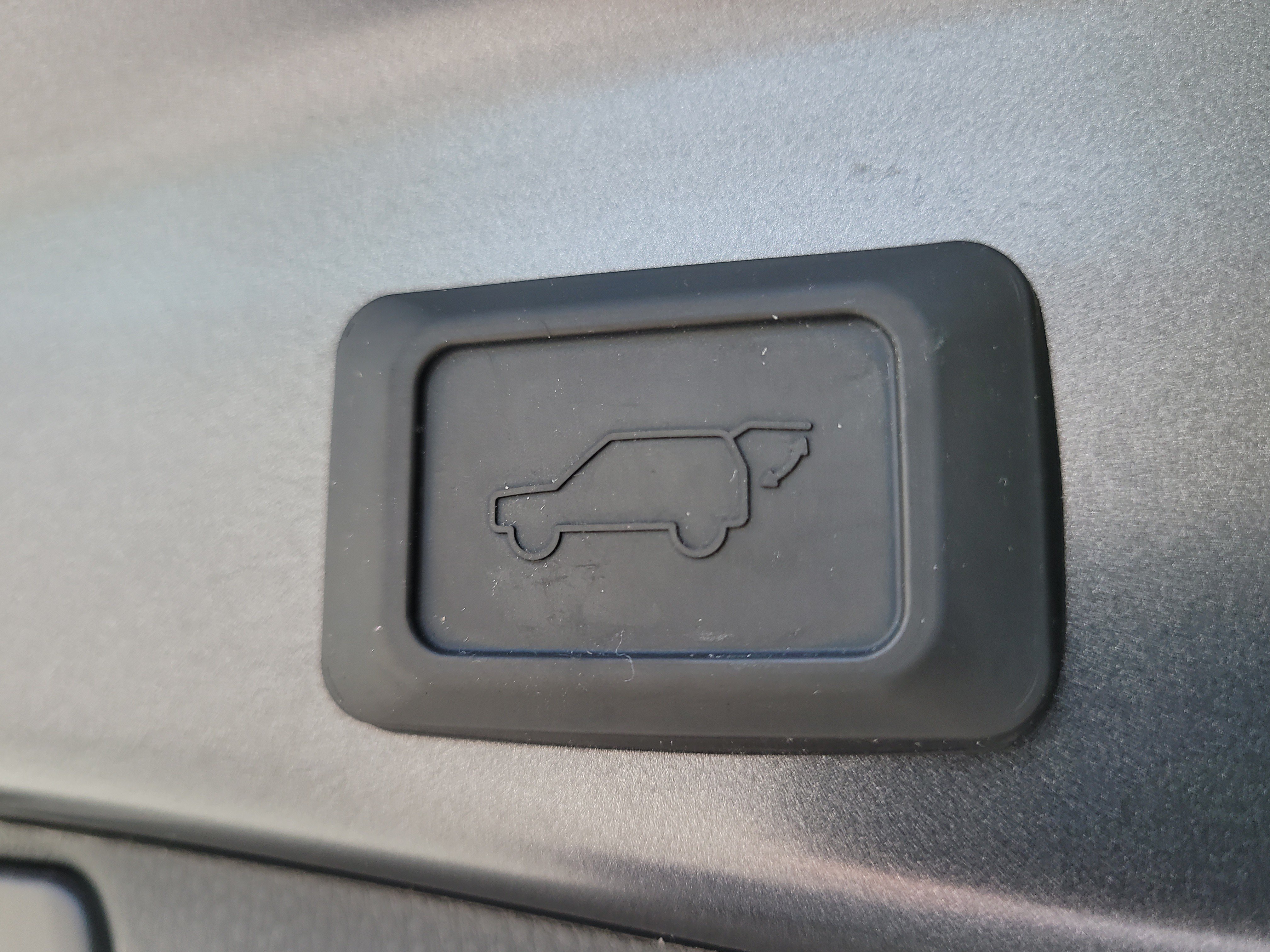 Used 2024 Magnetic Gray Metallic/Midnight Black Metallic Toyota Hybrid XSE image 11