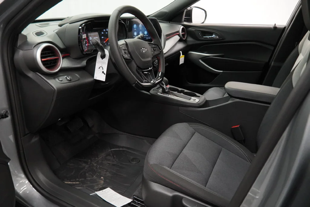 New 2026 Sterling Gray Metallic Chevrolet 1RS image 20