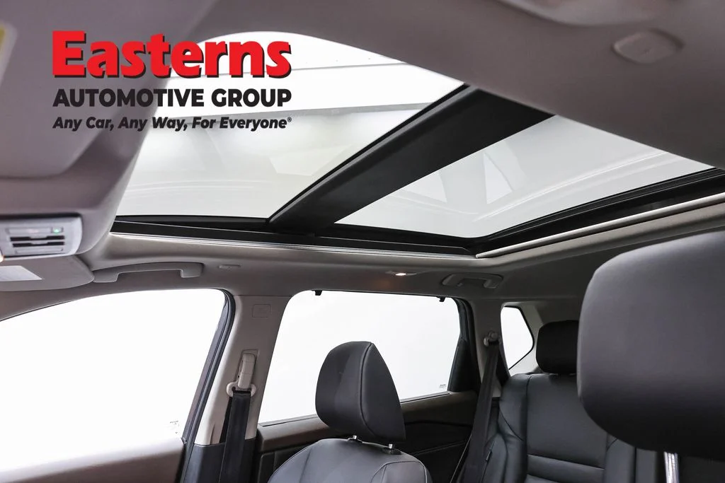 Used 2023 Gray Nissan SV image 34