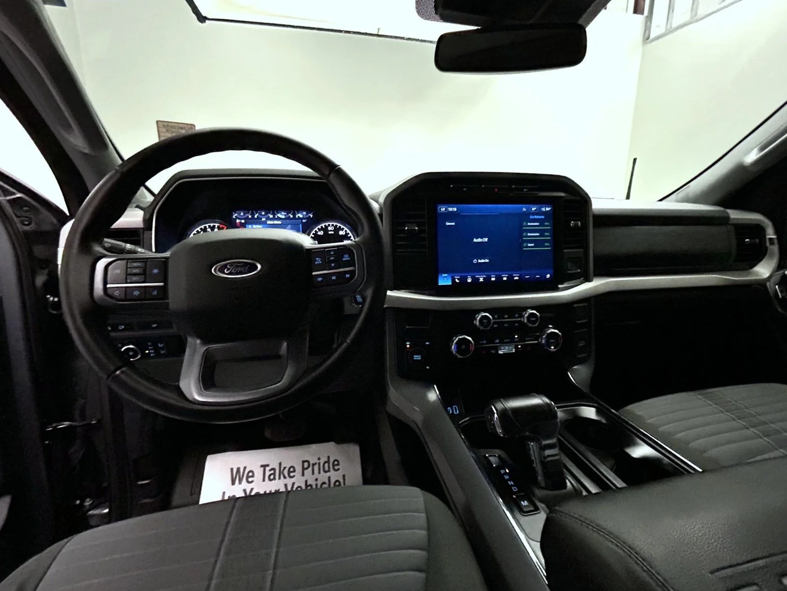 Used 2023 Blue Ford XLT image 12