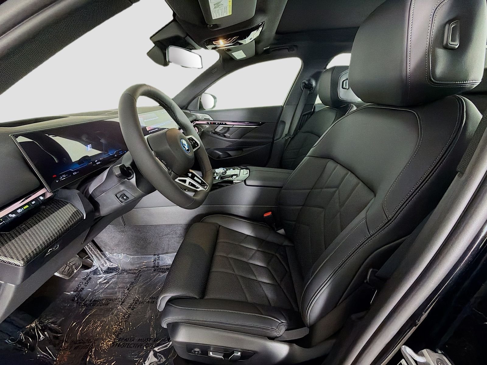 New 2027 Black Sapphire Metallic BMW 550e xDrive image 22